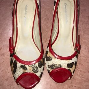 Vanessa Avellar Heels